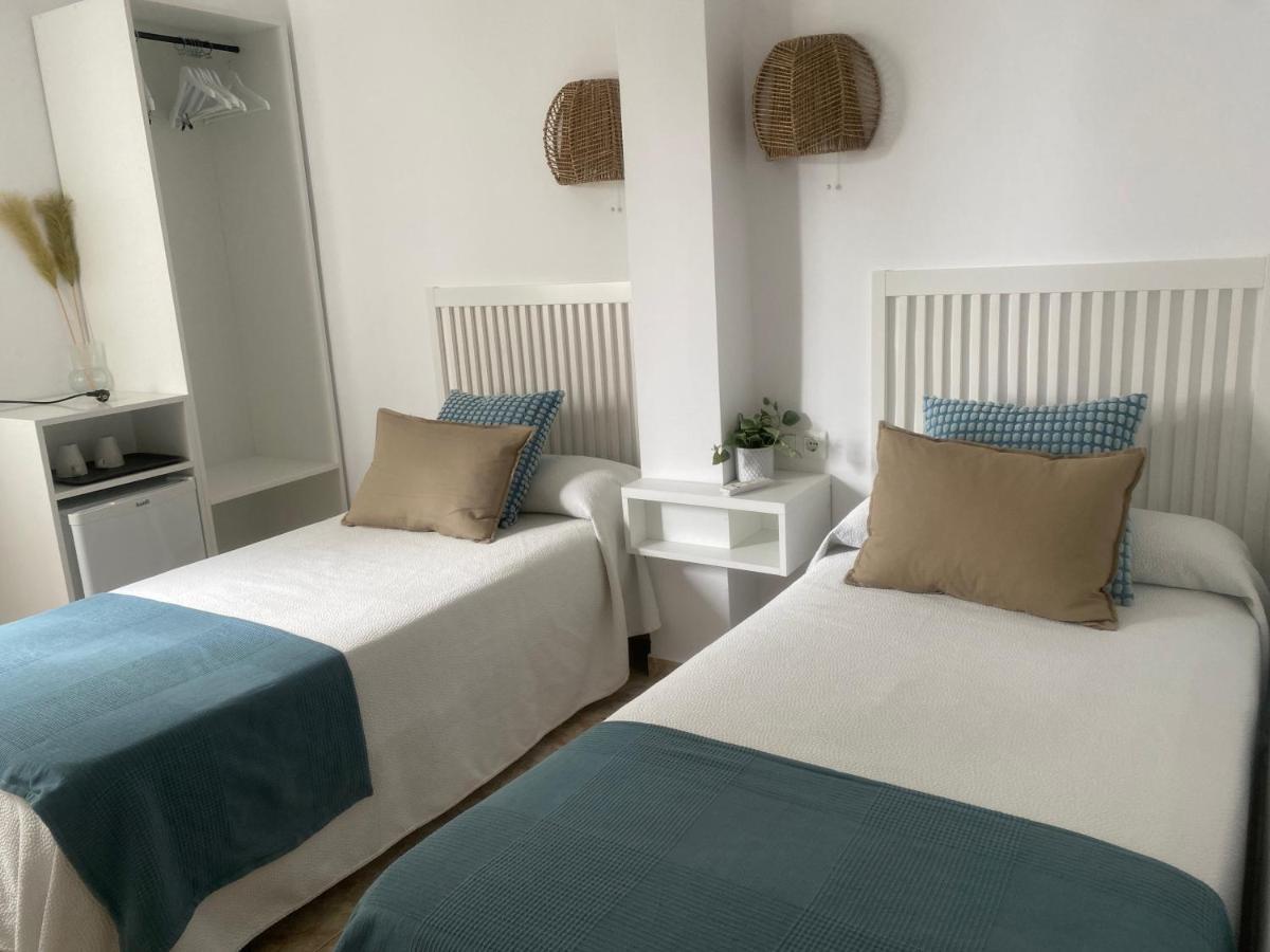Hostal Andalucia Nerja Exterior photo